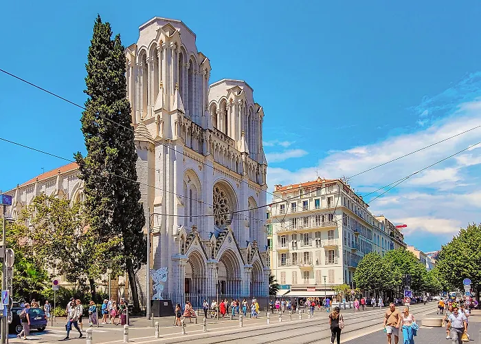 Du Centre, Un Ammi Hotel Niza