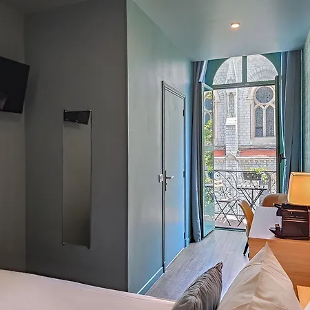 酒店 Du Centre, Un Ammi