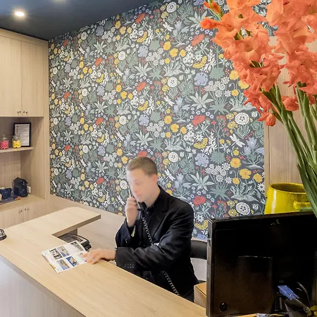 酒店 Du Centre, Un Ammi 2*