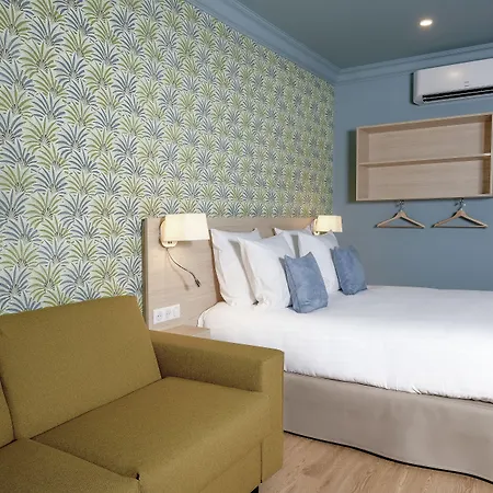 Ξενοδοχείο Du Centre, Un Ammi