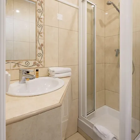 מלון Du Centre, Un Ammi