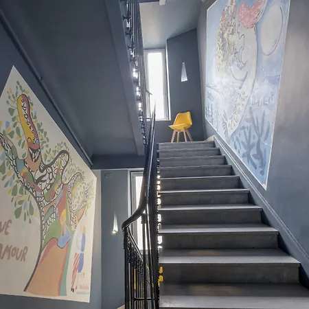 Du Centre, Un Ammi 2*