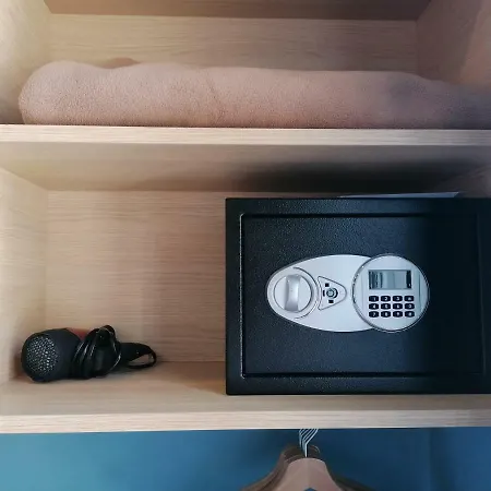 מלון Du Centre, Un Ammi