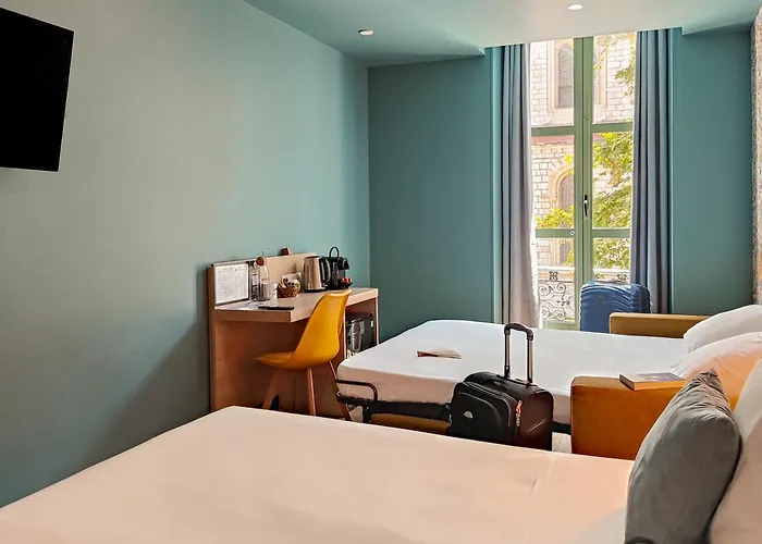 Hotel Du Centre, Un Ammi 2*