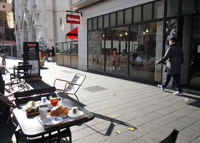 Du Centre, Un Ammi Hotel 2*