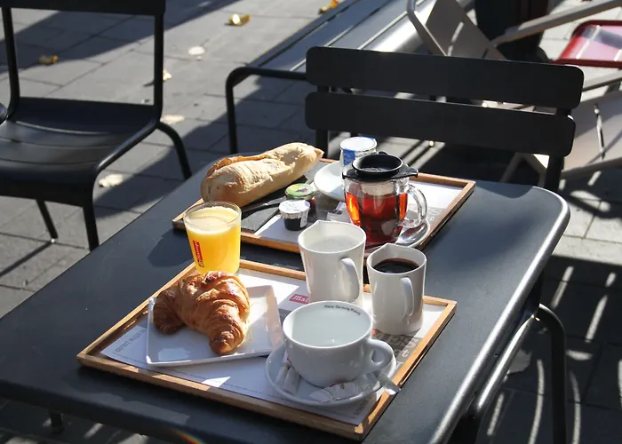 Du Centre, Un Ammi 2* Nice