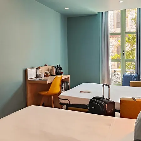 Hotell Du Centre, Un Ammi 2*