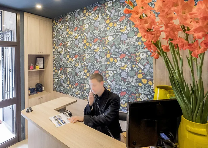 Hotell Du Centre, Un Ammi 2*