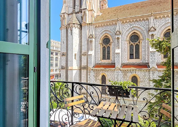 Du Centre, Un Ammi Hotell 2*