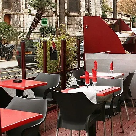Hotel Du Centre 2*